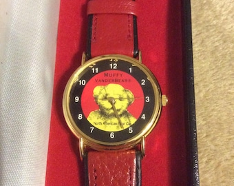 Muffy VanderBear MIB Wristwatch Red Leather Band