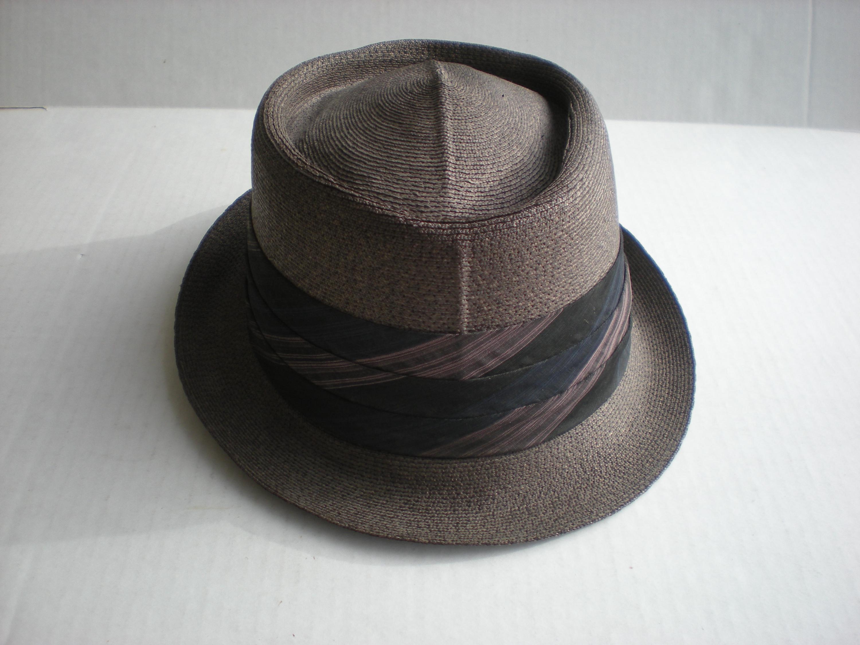 Vintage Doura Made for Frederick & Nelson Rose Hat Local obituaries from KLTZ in Glasgow, Montana main image 4