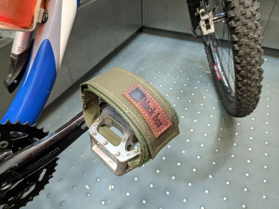 Bike pedal straps canadian hot sale tire