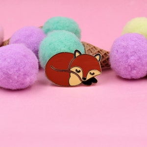 Sleeping Fox – Cute Sleepy Fox Enamel Pin