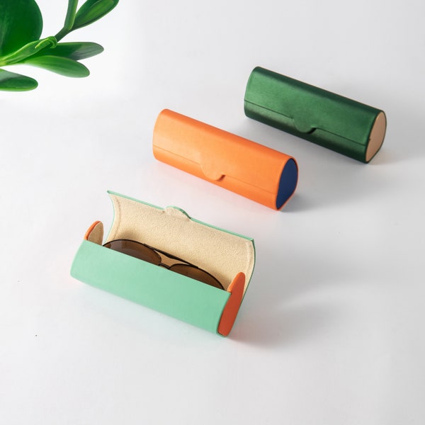 Vintage-Inspired Magnetic Vegan Leather Glasses Case: Retro Cylindrical Design for Stylish Eyewear Protection