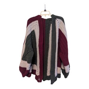 Kardigan na zamówienie, szydełkowy – niestandardowe kolory, ręcznie robiony, przytulny sweter, sweter boho, dzianina boho, miękki i stylowy sweter