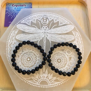 Jet 10-15mm  7” stretch bracelet. One (1) bracelet