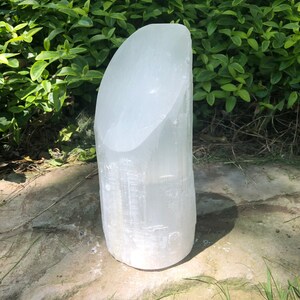 8” hand carved lipstick selenite lamp includes bulb and cord