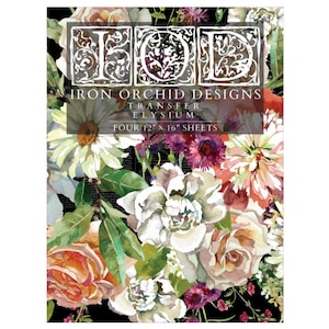 Peut inclure: Transfert Elysium d'Iron Orchid Designs, un ensemble de quatre feuilles de 30,5 cm x 40,6 cm avec un motif floral aquarelle de roses, pivoines et marguerites sur fond noir.