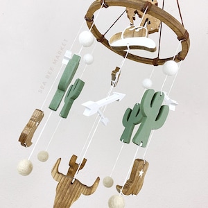 Cowboy Western Crib Mobile Klassieke/Vintage Cowboy Kinderkamer Mobiel Rodeo Kinderkamer Wilde Westen Cowboylaarzen, Cactus, Cowboyhoeden, Paard afbeelding 6