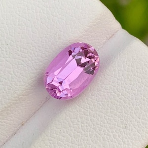 Flawless Pink Kunzite Gemstone: Faceted Oval Spodumene, 3.75 CT