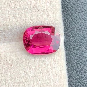 Natural Reddish Pink Tourmaline Gemstone For Ring Making , Cushion Cut Jewelry Size Faceted Tourmaline loose gemstone, ring stone, 1.90 CT