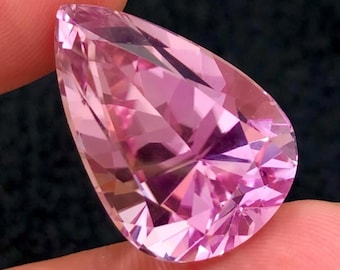 Kunzita color melocotón rosado de 39,95 ct, talla pera, procedente de Afganistán – Piedra preciosa de colección