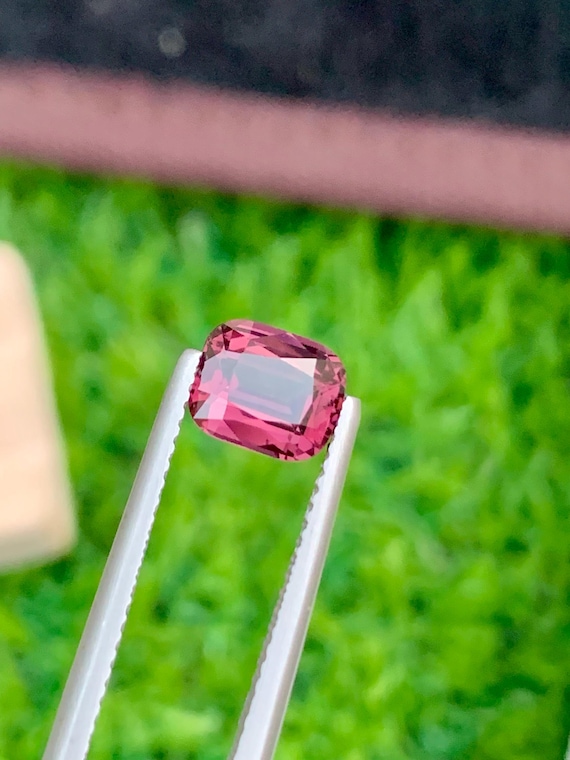 Burmese Pink Spinel Gemstone: Cushion Cut, CT, August