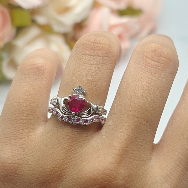 Claddagh Wedding Set Two Piece Round Altenrating Ruby Band 1.00 Carat Heart Ruby CZ Wedding Engagement Bridal Ring 925 Sterling Silver