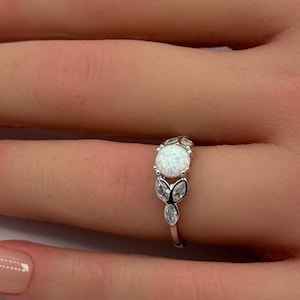 Marquise Art Deco Vintage Engagement Bridal Ring 1.00 Carat Round Diamond CZ 925 Sterling Silver Anniversary Promise Ring Wedding Ring