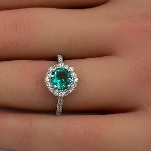 Anello di fidanzamento vintage con alone Paraiba rotondo da 1,52 ct, in argento sterling 925, con promessa di anniversario, anello di nozze, anello vintage