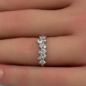 6 mm Art Deco Hochzeit Verlobung Brautring Cluster Baguette und Rundschliff Diamant CZ 925 Sterling Silber - Neues Design