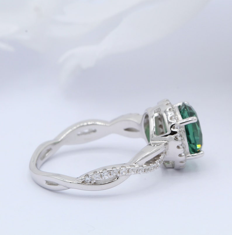 2.00 Carat Round Vintage Art Deco Change Color Stone Halo Wedding Engagement Bridal Ring Round CZ Accent 925 Sterling Silver Infinity Shank