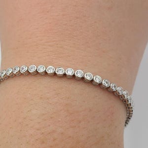 2.5mm Round Bezel Setting Diamond Simulate Tennis Bracelet 925 Sterling Silver Wedding Engagement Bridal Jewelry Rose Gold Yellow Gold