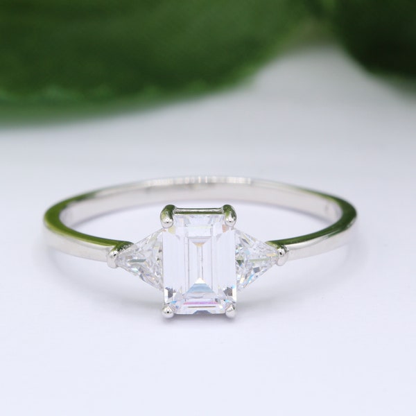 1.00 Carat Emerald Cut Three Stone Art Deco Wedding Engagement Bridal Ring 3 Stone Triangle Diamond Simulate 925 Sterling Silver