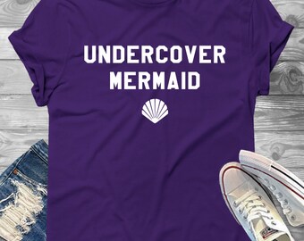 Camiseta unisex de manga corta con diseño de sirena encubierta: camiseta de sirena, camiseta para amantes de las sirenas, camiseta con ambiente de sirena, camiseta para vacaciones en la playa, camiseta de sirena