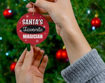 Adorno de mago, adorno de cerámica del mago favorito de Papá Noel, regalo de Navidad para mago, regalo para mago, adorno navideño, Navidad para mago