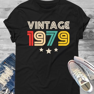 ヴィンテージ 1979 ユニセックス T シャツ - 40 歳の誕生日シャツ、1979 年のシャツ、彼女の 40 歳の誕生日、彼の 40 歳の誕生日、40 歳の誕生日のギフトのアイデア