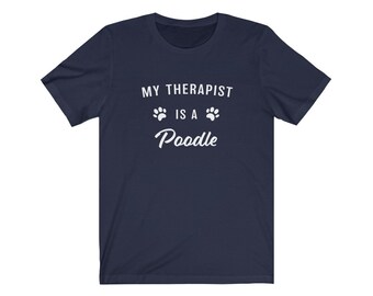 プードルシャツ、プードル好きへのギフト、私のセラピストはプードルのジャージTシャツ、プードルママシャツ、プードルパパシャツ、プードル好きへのギフト、犬のママ