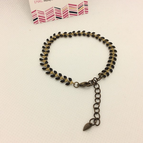 Réf. 813 - Bracelet métal bronze et chaîne épis émaillés noirs