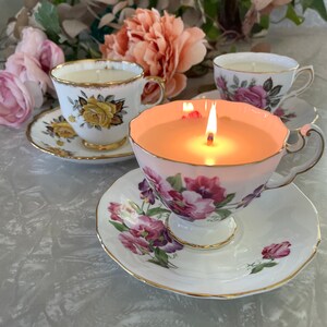 Vintage Teacup Candle, Cottage Decor, Natural Soy Candle, Scented Candle, Housewarming Hostess Gift, Gift for Mom Mothers Day, Tea Cup Set