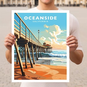Könnte beinhalten: Ein Vintage-Reiseposter mit einem Holzsteg, der sich über ein blaues Meer mit weißen Wellen erstreckt. Der Steg hat ein kleines Gebäude am Ende und der Text "OCEANSIDE CALIFORNIA" befindet sich oben auf dem Poster.