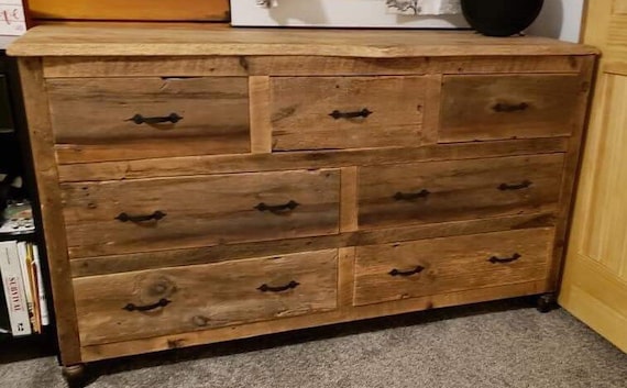 Distressed 2024 bedroom dresser