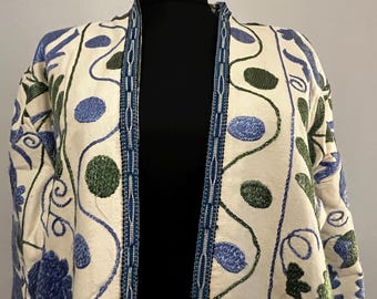 Handmade Suzani Chapan Robe: Uzbek Embroidered Jacket
