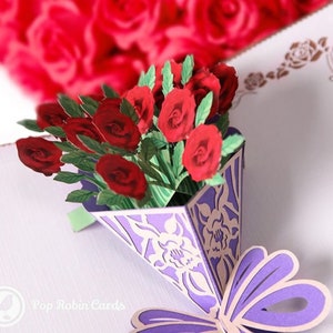 Carte pop-up 3D faite à la main avec un beau bouquet de roses rouges