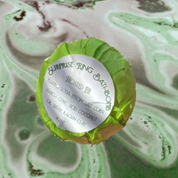 Surprise Ring Bath bomb : Frosted Fir