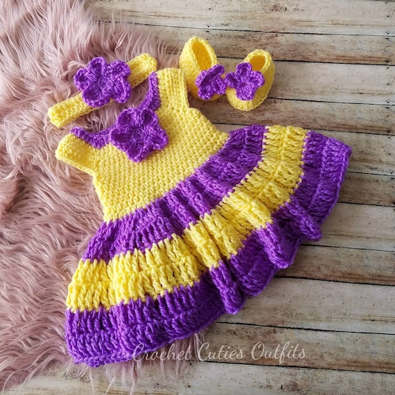 yellow dress and purple shoes What Color Shoes to Wear with a Yellow Dress?