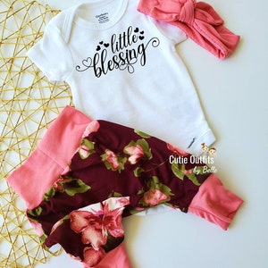 Baby Girl Coming Home Outfit Pink Floral  Newborn Baby Clothes Custom Baby Girl Outfit Take Home Outfit Newborn Personalized Baby Gift