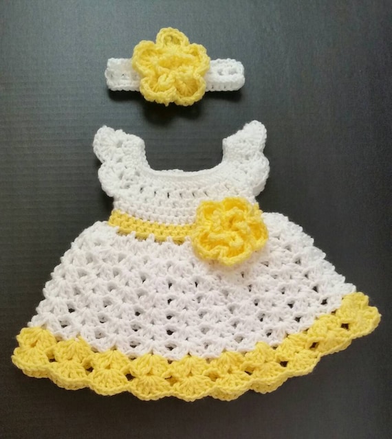 Vestito giallo all'uncinetto per neonati, vestito per neonati