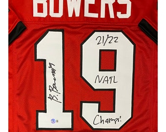 Brock Bowers Georgia Bulldogs Autographed Red Custom #19 Jersey Beckett Certificate of Authenticity w 21/22 NATL Champs Inscription