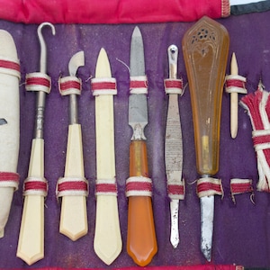 Vintage Travel Manicure Set