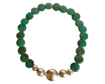 Green Flat Disc Necklace with Silver Clasps