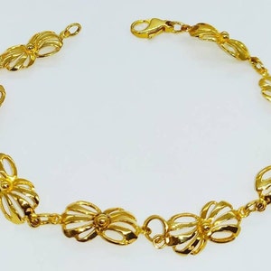 9ct Gold Bracelet with Bow Links image 3