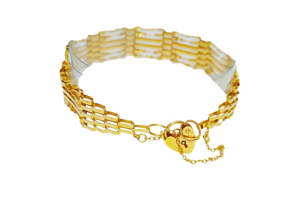 9ct Yellow Gold Heart Padlock Wide Bracelet