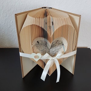 gefaltetes Buch, Herz, Muttertag, Geburtstag, Hochzeit, Geschenk, Upgecycelt