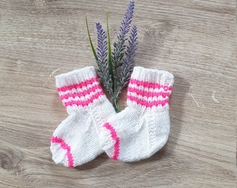 Babysocken Geburt handgestrickt