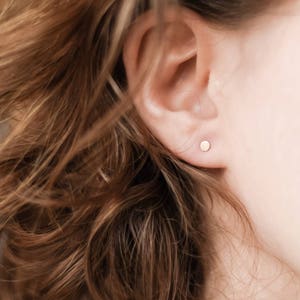 Tiny Dot Earrings | 9K Eco-Gold Stud Earrings | Disc Earrings | Dainty Earrings | Tiny Ear Studs | Minimalist Earrings | Gift For Her