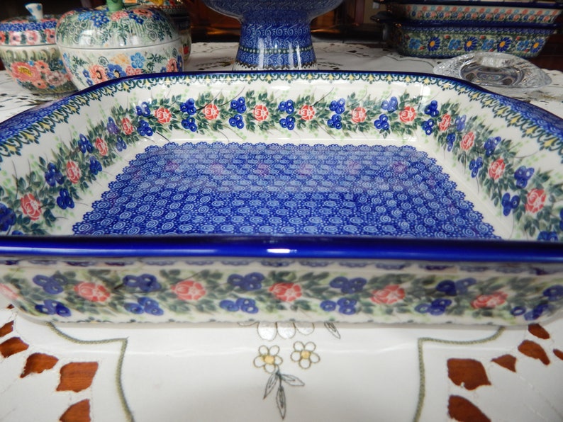 9x11 Red Rose Polish Pottery Baker