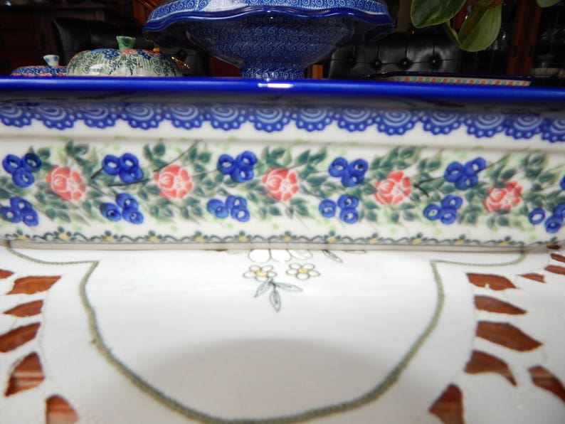 9x11 Red Rose Polish Pottery Baker