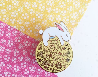 Sun Rabbit - Hard enamel pin - kawaii pin, cute enamel pin, rabbit lapel pin, cute bunny enamel pin, rabbit pin, cute bunny pin, usagi pin
