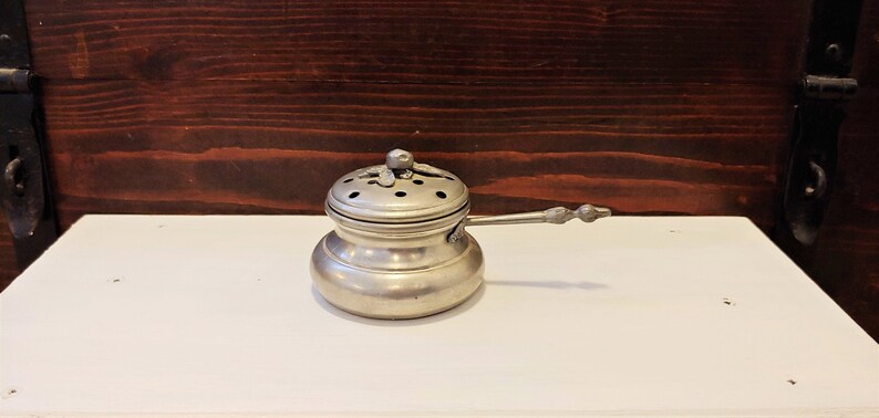 Vintage pewter potpourri bowl Vintage pewter potpourri bowl