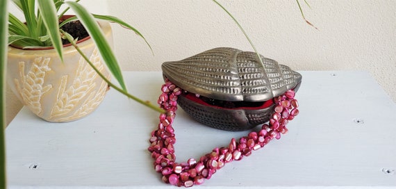 GORGEOUS pewter SHELL JEWELRY BOX - image 5
