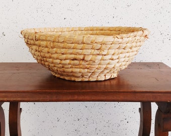 VINTAGE RATTAN BASKET