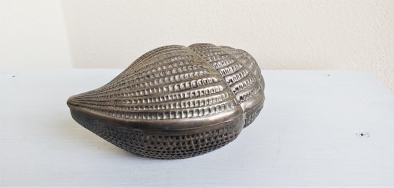 GORGEOUS pewter SHELL JEWELRY BOX - image 8
